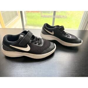 Nike Flex Experience RN 7 Kids easy-on Shoes Size 2.5Y Blk/Wht Running Sneakers
